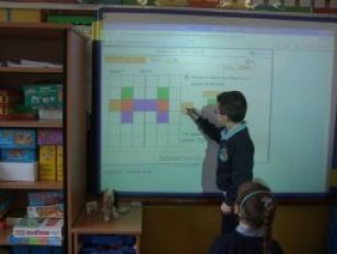 P3/4 Working hard at identifying lines of symmetry